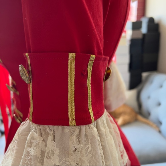 Sexy Pirate HALLOWEEN Costume SizeS Extra 2 Double Skirts included + Hat + Sword - Picture 12 of 13